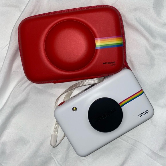 Polaroid snap camera + case + film!